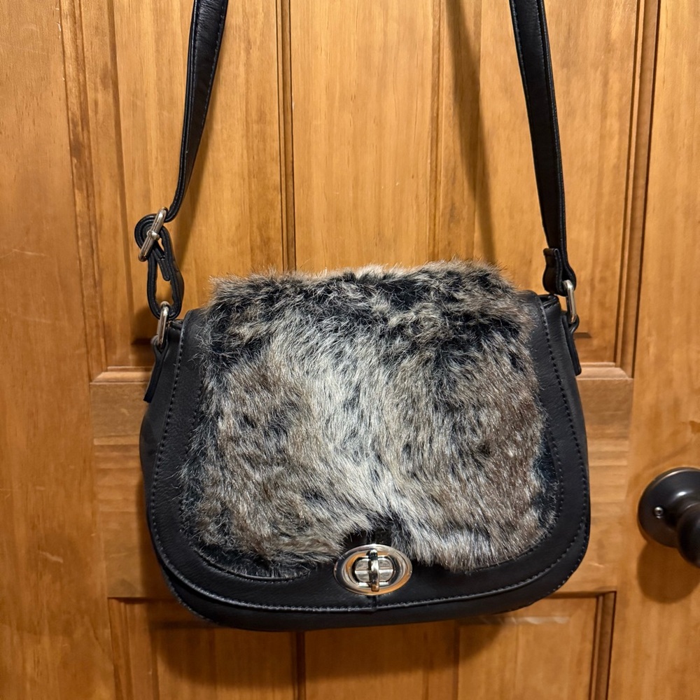 Black Rivet fur crossbody bag